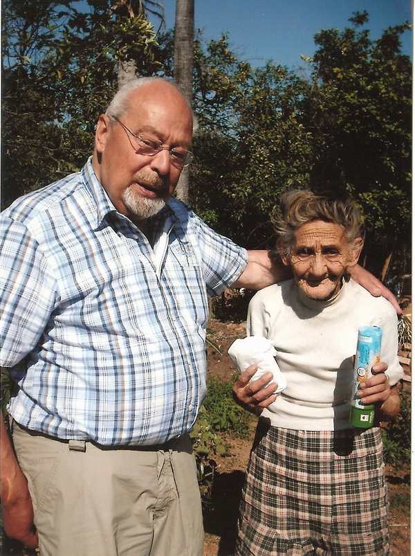 Vater mit Nachbarin Gregoria